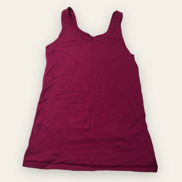 Simply Styled Twilightcore berry red essential tank top medium - Picture 1 of 6